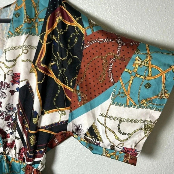 Lulu’s Romper - Picture 5 of 9